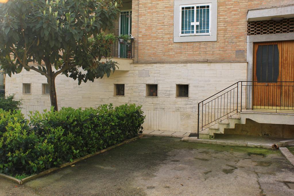 B&B Il Giardino In Citta - Parcheggio Privato Gratuito Foggia Exteriér fotografie