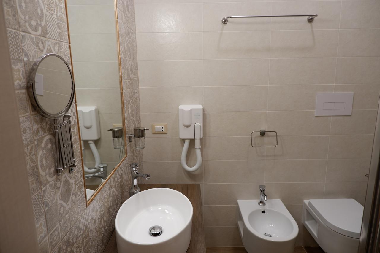 B&B Il Giardino In Citta - Parcheggio Privato Gratuito Foggia Exteriér fotografie