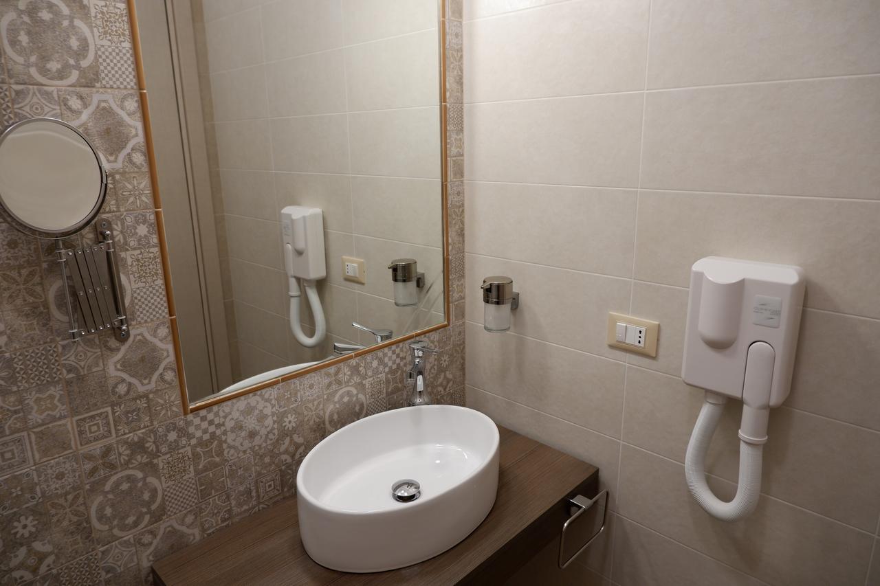 B&B Il Giardino In Citta - Parcheggio Privato Gratuito Foggia Exteriér fotografie